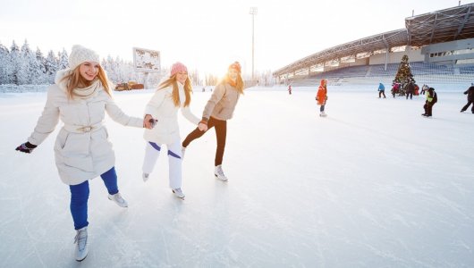 Где в Кирове бесплатно покататься на коньках?