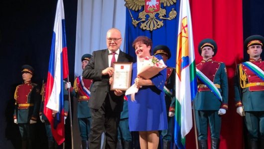 Путин отметил наградой кировскую воспитательницу из Орлова