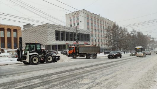 Кировчане не смогут припарковаться на 40 участках. График вывоза снега