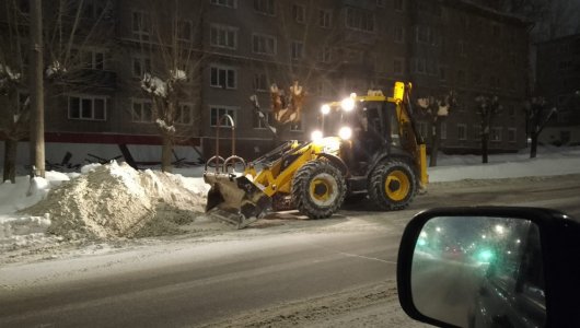 Где в Кирове просят убрать машины? График снеговывоза 28 - 29 января