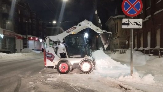 Не мешаем спецтехнике на 4х улицах Кирова. График вывоза снега с 14 по 15 февраля 