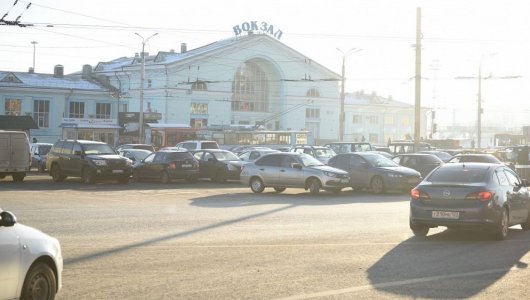 Парковку на Комсомольской площади закроют для автомобилистов