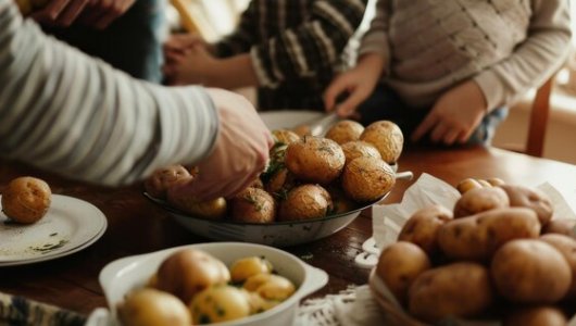 Горожане - мясом, сельские жители - картофелем: Кировстат сообщил, чем питаются жители области