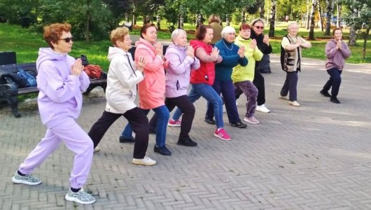 В сентябре в Кирове продолжатся бесплатные занятия йогой на свежем воздухе: список мест