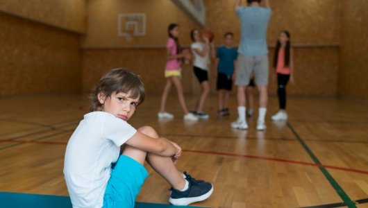 Родителям ребёнка, который сломал руку в школе, выплатят компенсацию