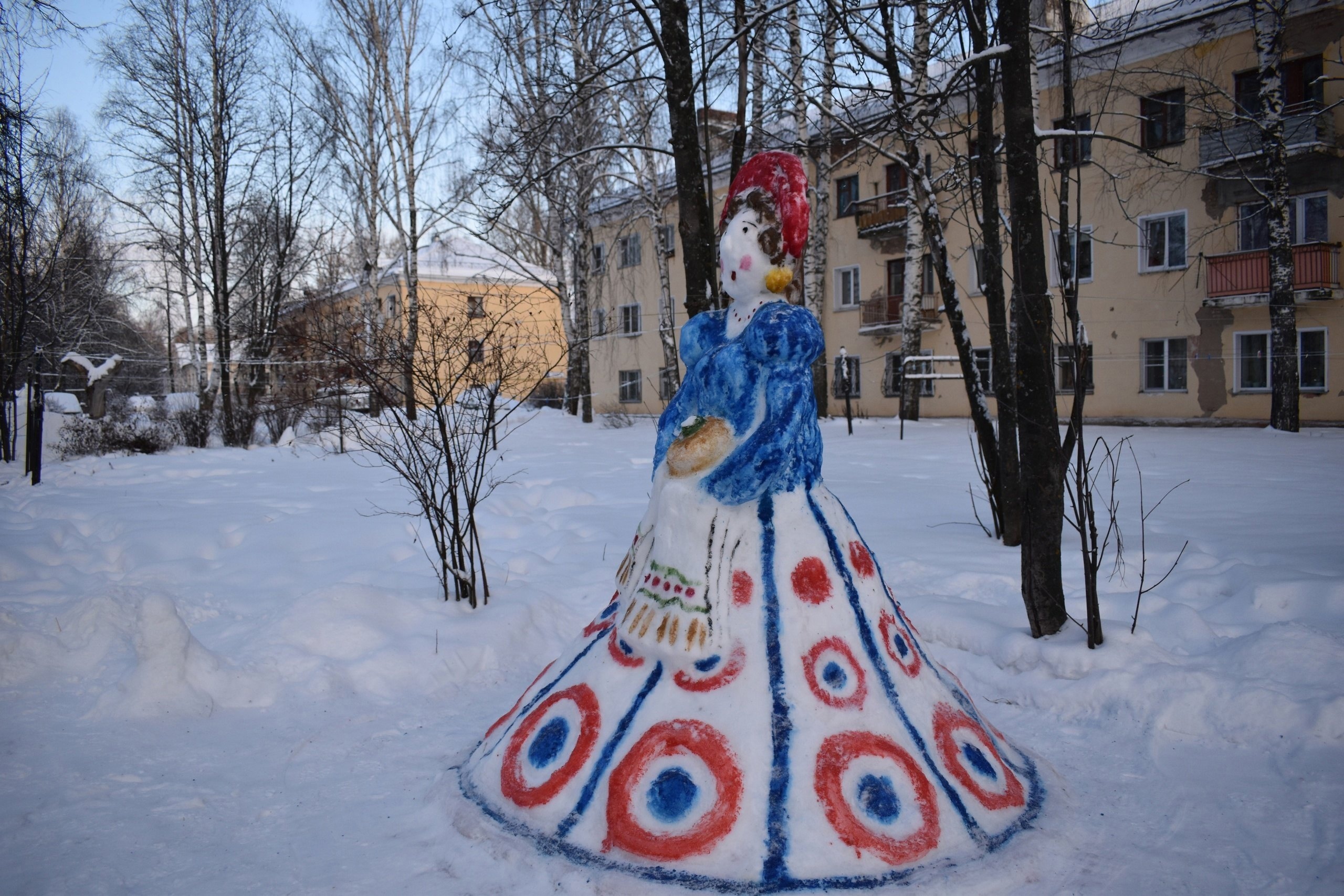 Дымковский снежный дворик появился в Кирове. Фото — Новости Кирова и  Кировской области