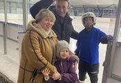 Кировчанам предлагают получить приз за игру в снежки и катание на коньках. Объявлено новое задание конкурса 