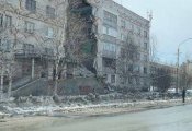 В российском городе обрушился жилой дом. Что известно о происшествии?